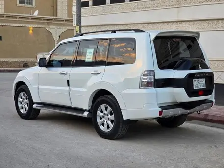 Mitsubishi Pajero GLS, 2020, Automatic, 72000 KM, With 4x4 Urgent Sales (accident Free Car)