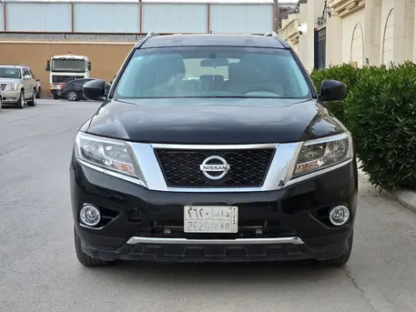 Nissan Pathfinder, 2016, Automatic, 294000 KM, Half Full Option (2nd Owner) (Family Exit)