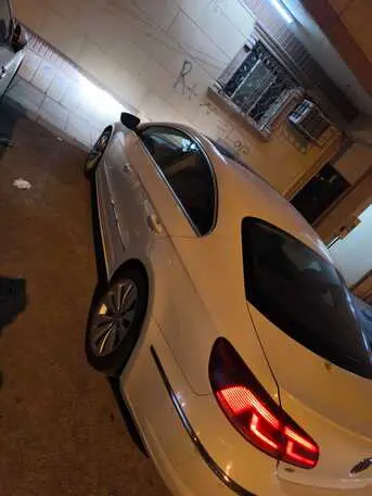 Volkswagen Passat R-Line, 2015, Automatic, 175000 KM, Volkswagen Passat Comfort Coupe- Sports Model For Sale.