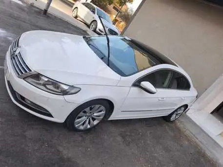 Volkswagen Passat R-Line, 2015, Automatic, 175000 KM, Volkswagen Passat Comfort Coupe- Sports Model For Sale.