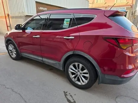 Hyundai Santa Fe, 2018, Automatic, 72500 KM, Hyundai Santafe Red Mid Option In New Like Condition For Sale