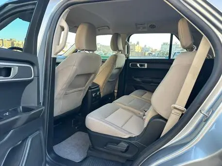 Ford Explorer XLT, 2021, Automatic, 92000 KM, With Mid Options 4WD For Sales (New Shape) (100% Accident Fre