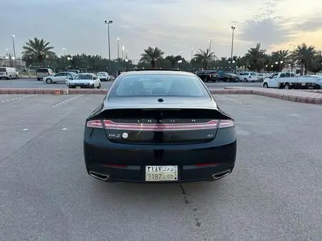 Lincoln MKZ, 2014, Automatic, 250000 KM, 3.7 AWD Full Options With Panorama Sunroof Good Price