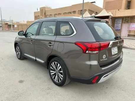 Mitsubishi Outlander, 2020, Automatic, 1...