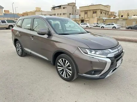 Mitsubishi Outlander, 2020, Automatic, 1...