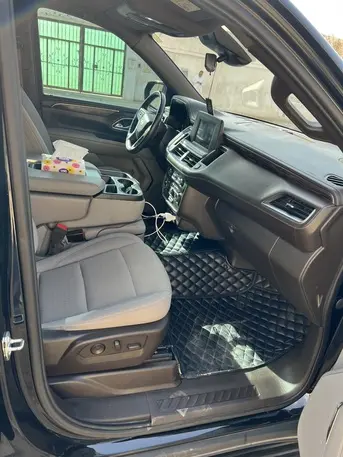 Chevrolet Suburban, 2023, Automatic, 923...