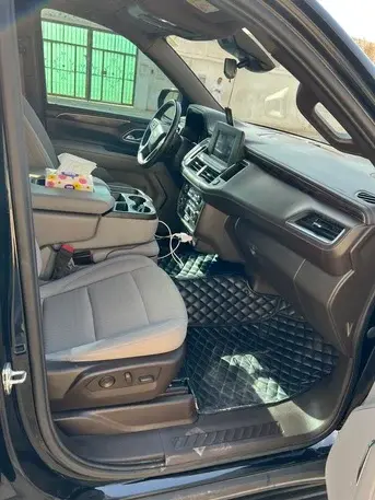 Chevrolet Suburban, 2023, Automatic, 923...