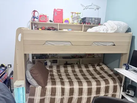 Bungh Bed For Immediate Sale