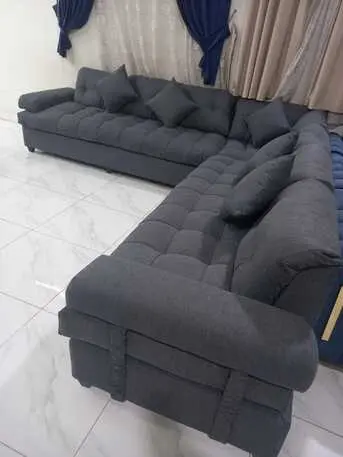 NEW LUXURYIOUS SOFA