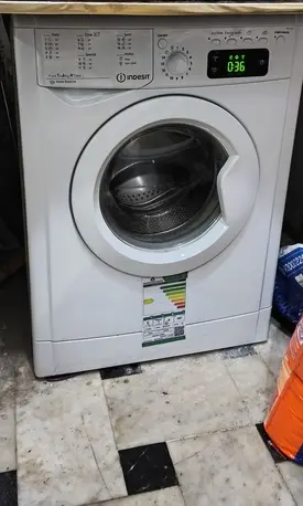 Fully Automatic Washing Machineo 6 KG