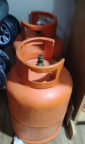 Final Exit- House Hold And Electronic Items Available