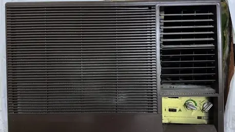 WINDOW AIRCONDITION BRISTEL COMPRESSOR 1